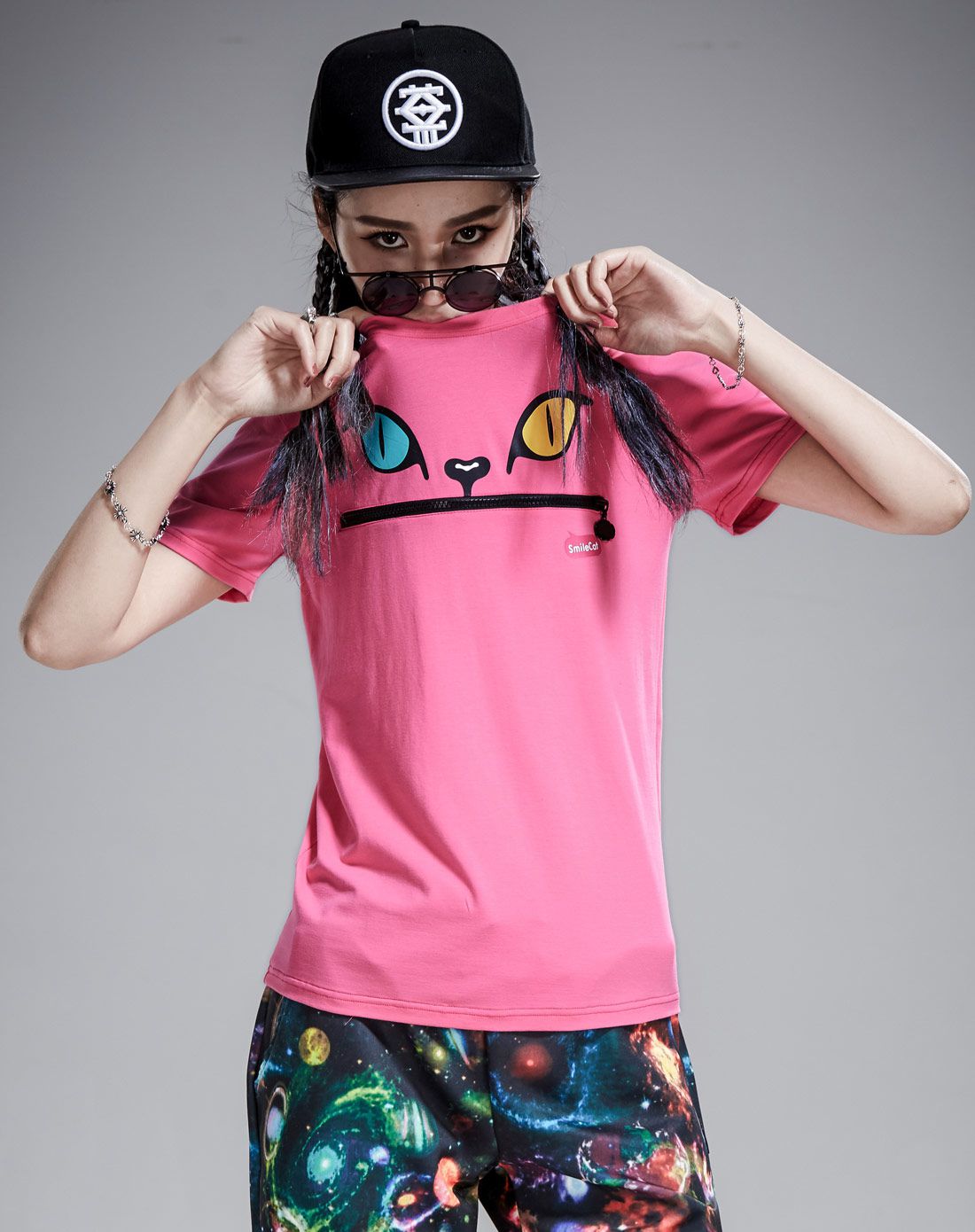 韩国潮牌 女款玫红短袖t恤 时尚潮流