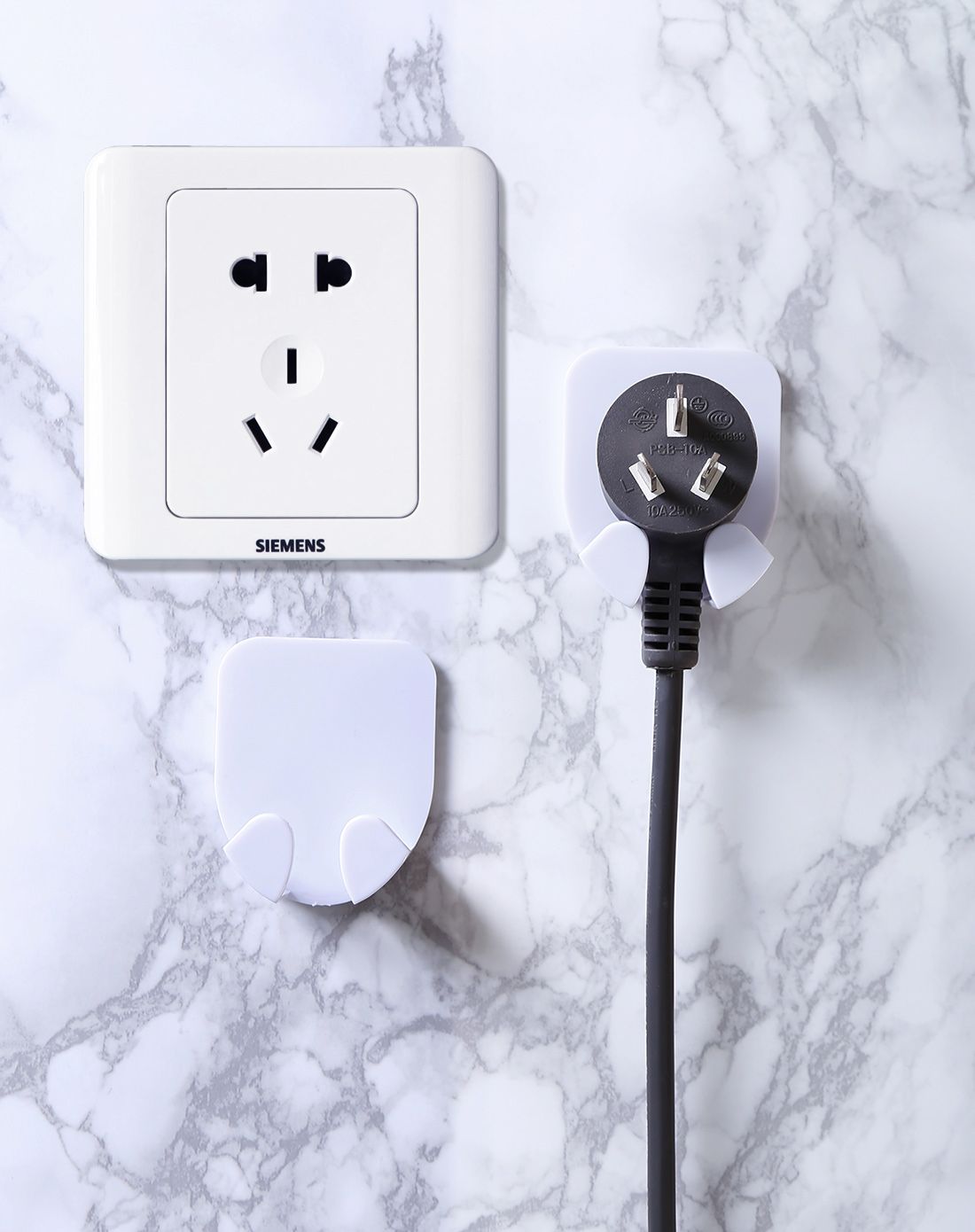 4个装日式粘贴式安全插头收纳挂架-白色