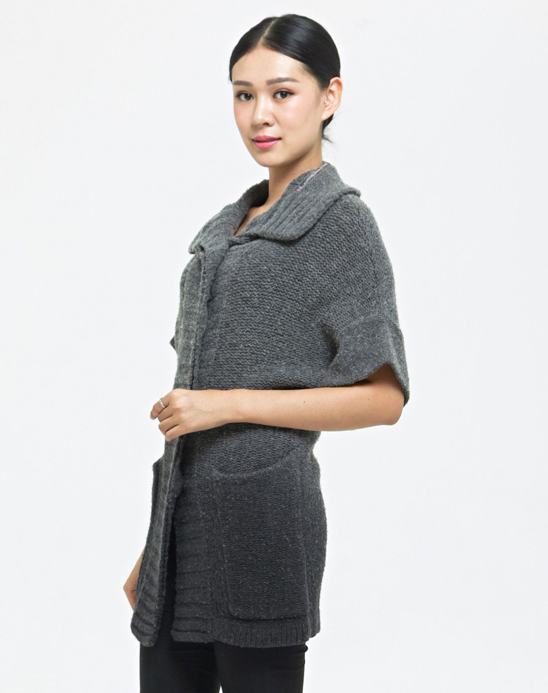 谷子corn女装专场 灰色大开领针织衫