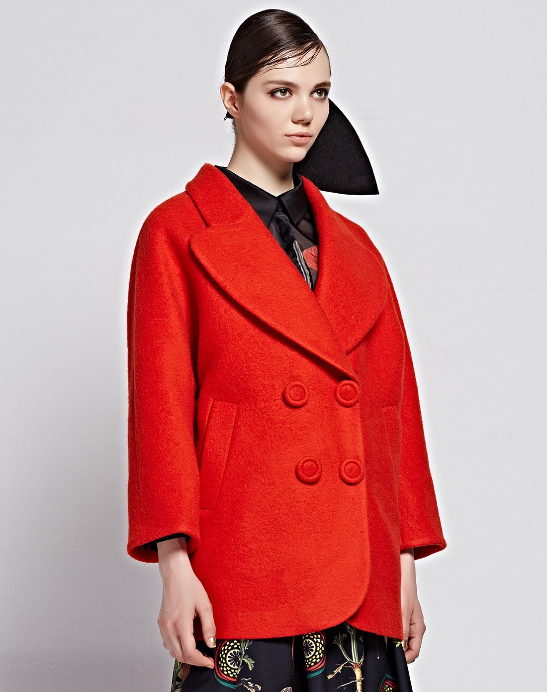专柜同款红色大衣