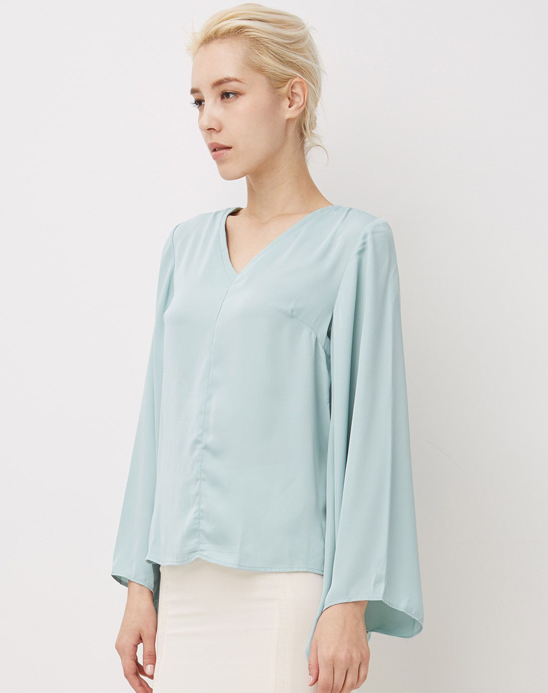 时尚优雅纯色宽袖雪纺衫