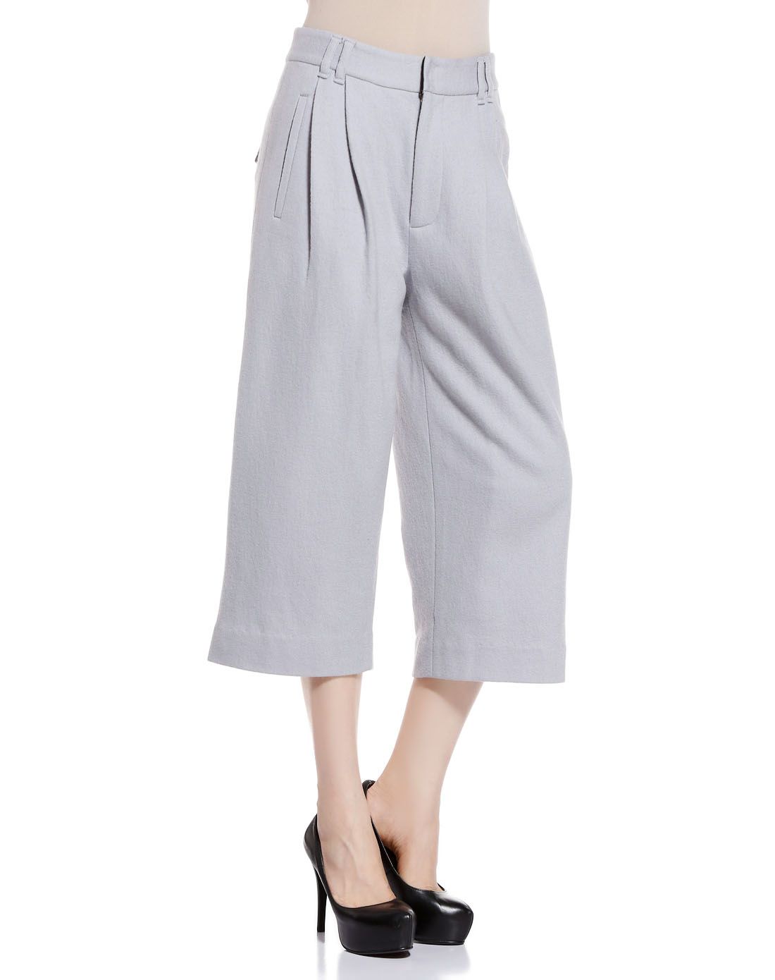 淡灰蓝色柔软个性裤子