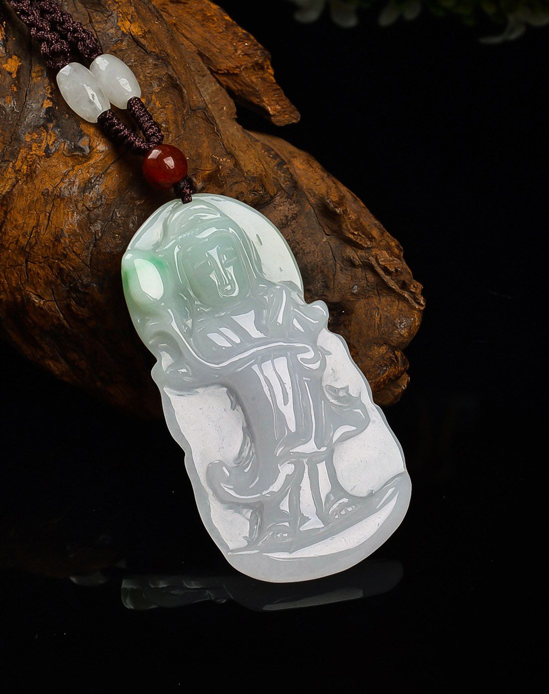 精雕俏色春带彩如意观音天然翡翠a货挂件