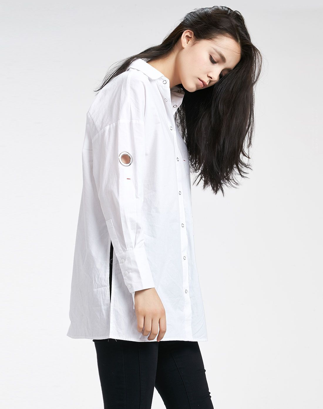 白色时尚斯文长袖衬衫