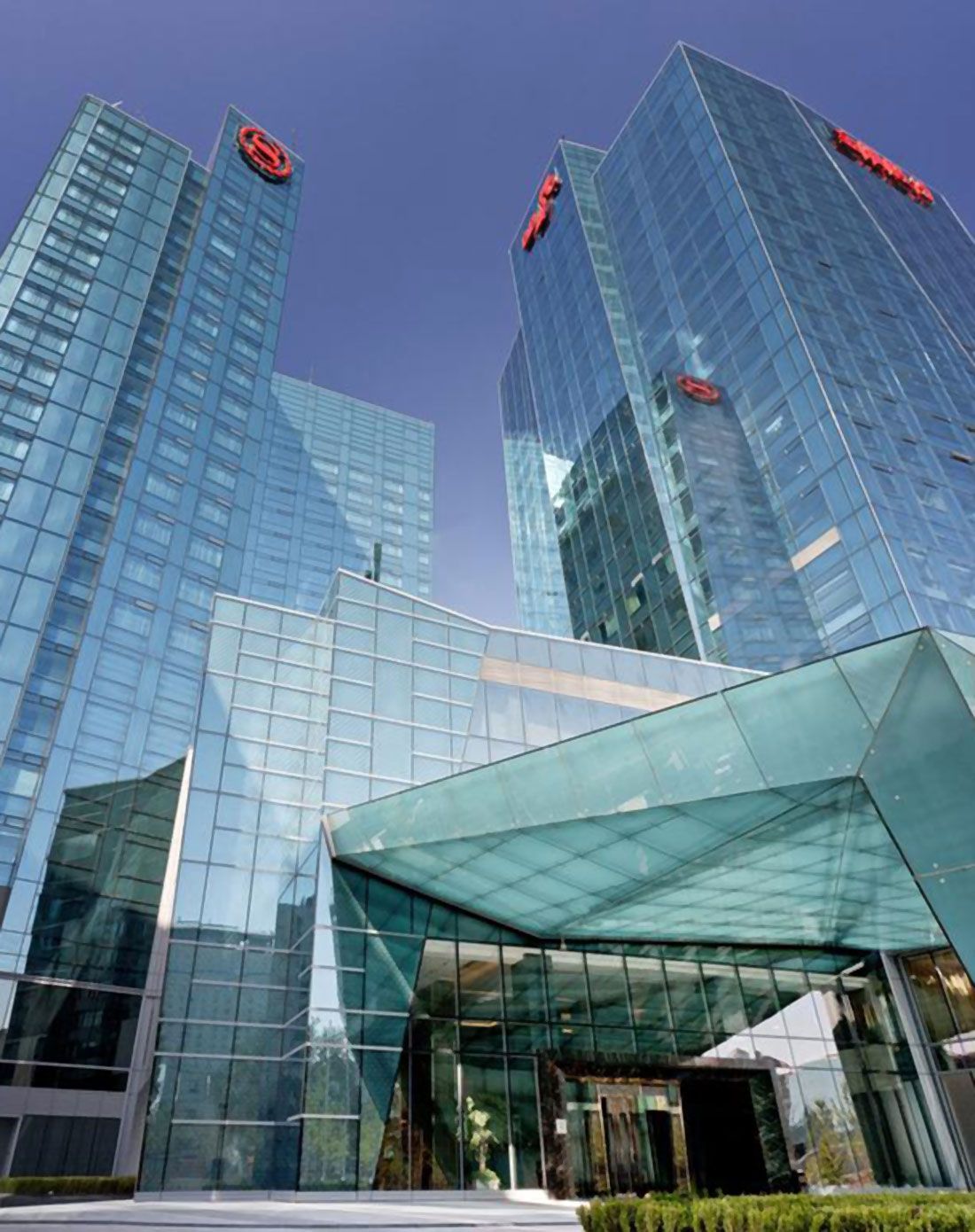 1月22日北京金隅喜来登酒店4天3晚(豪华房1间3晚 自助早餐 长城滑雪1