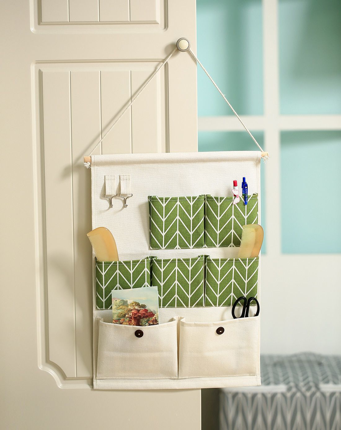 悬挂式墙壁布艺收纳袋(多色可选)