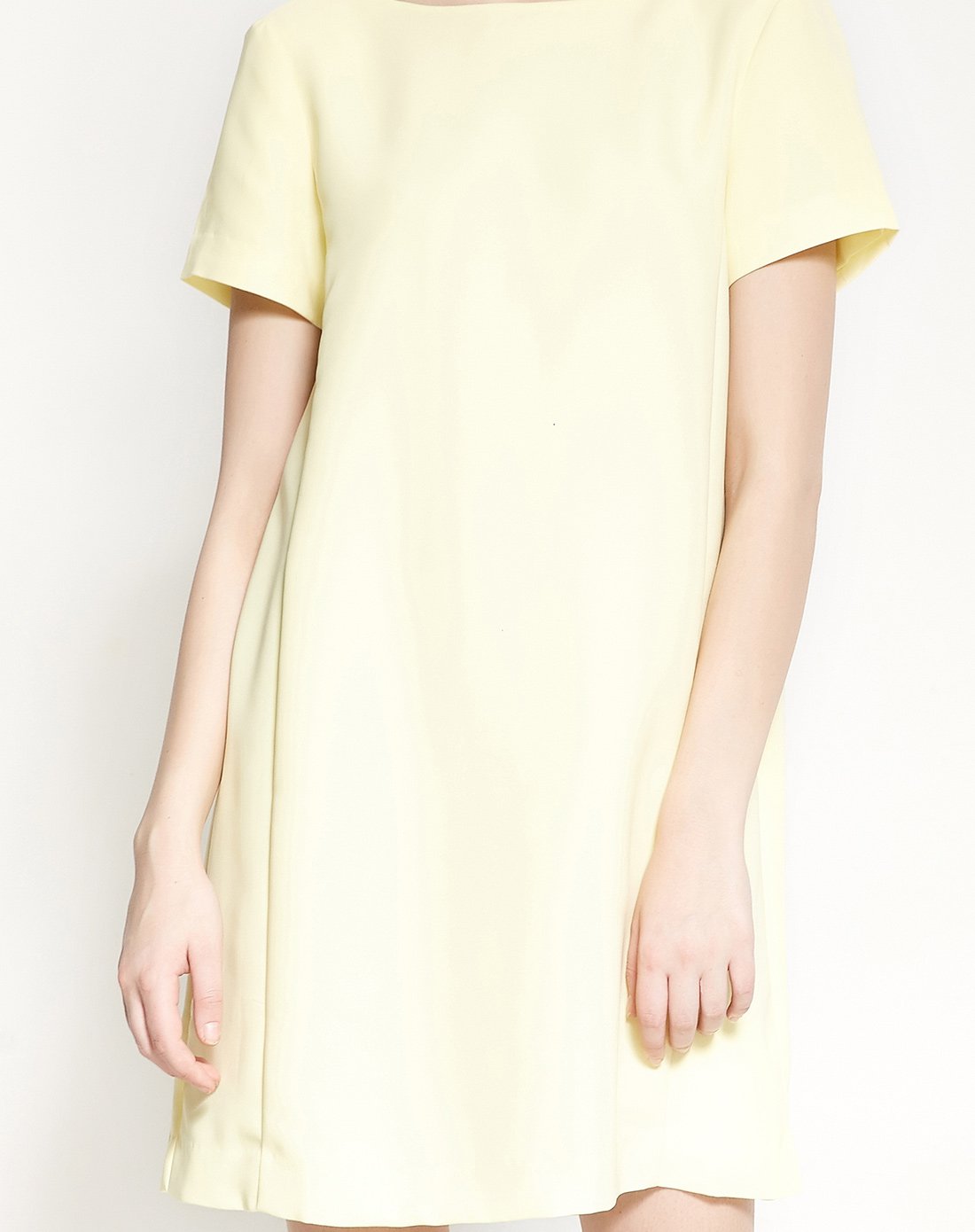 黄色a字短袖连衣裙