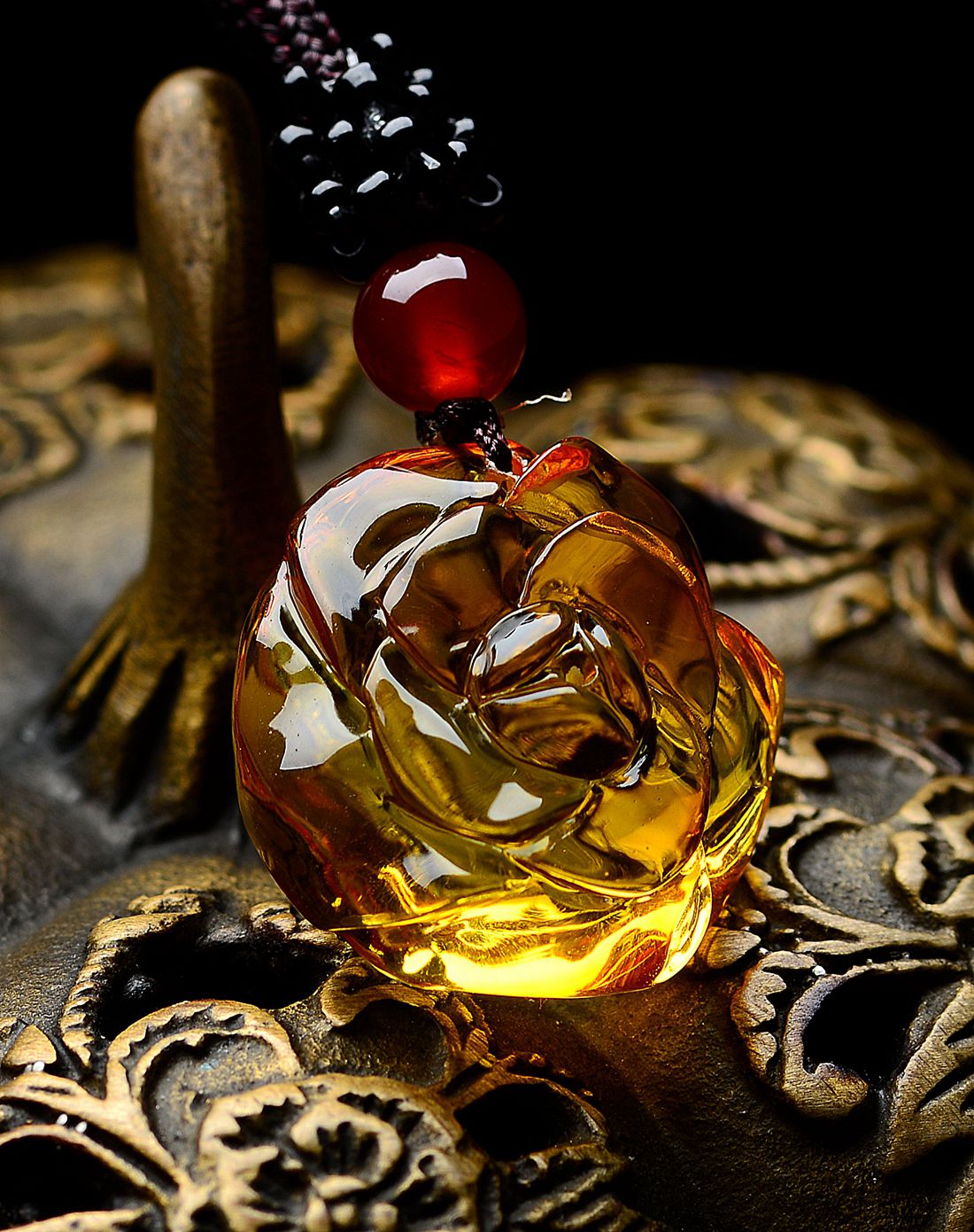 金万年 天然琥珀金珀精美花开富贵吊坠(附证书)