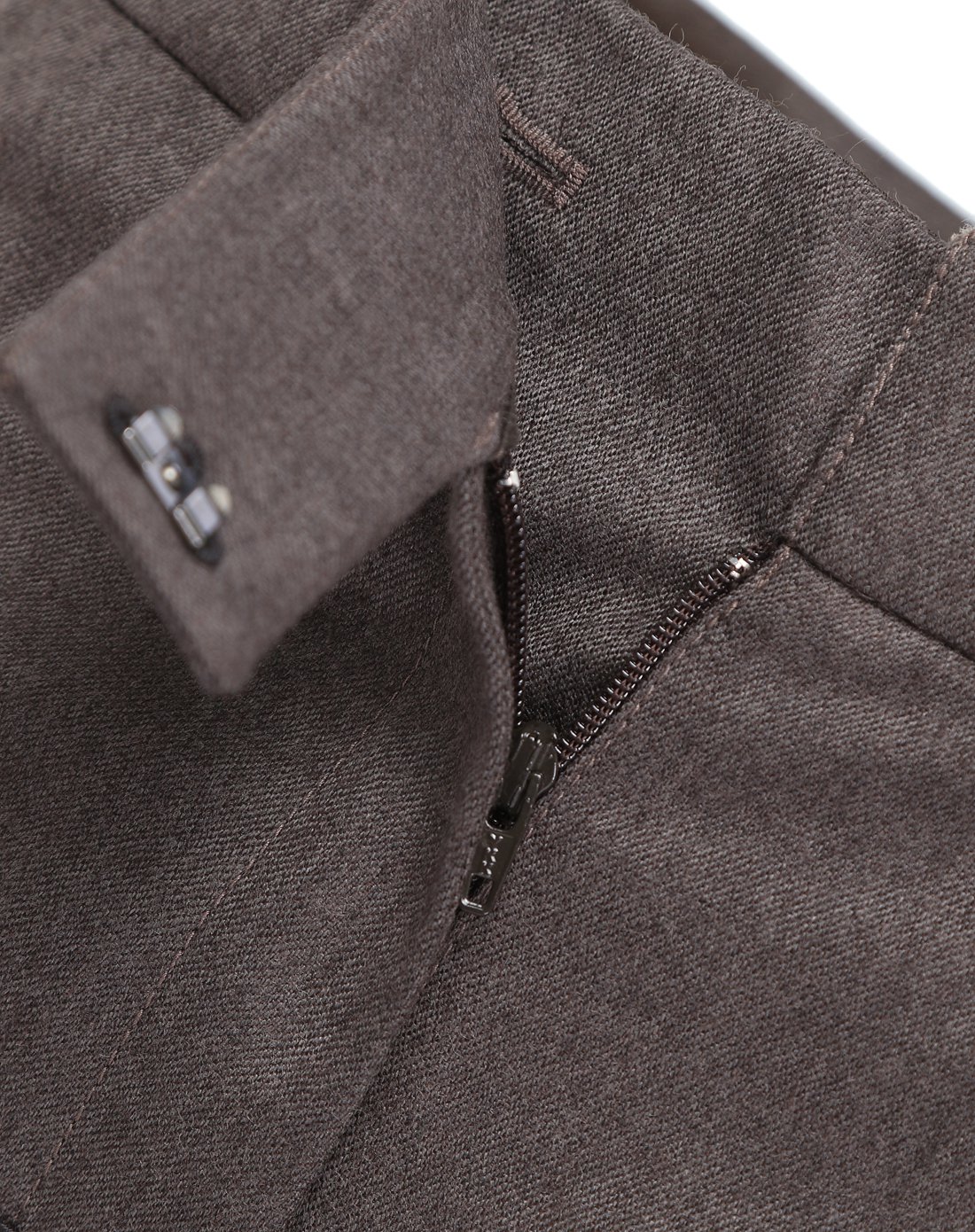 夏姿61陈女士-优雅精致夏姿陈女款粽色羊毛混纺休闲长裤82293 u