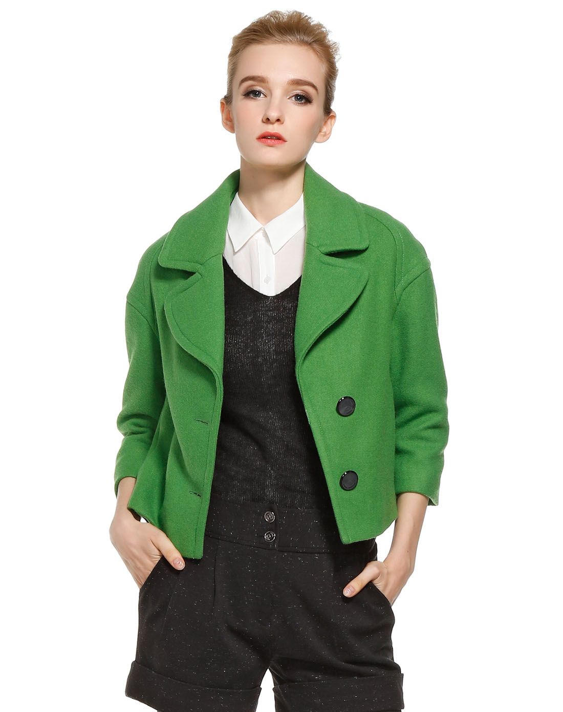 果绿色大翻领时尚短款大衣