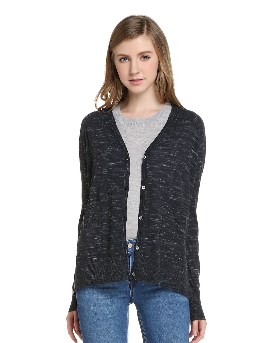 黑灰色素雅开襟长袖针织衫