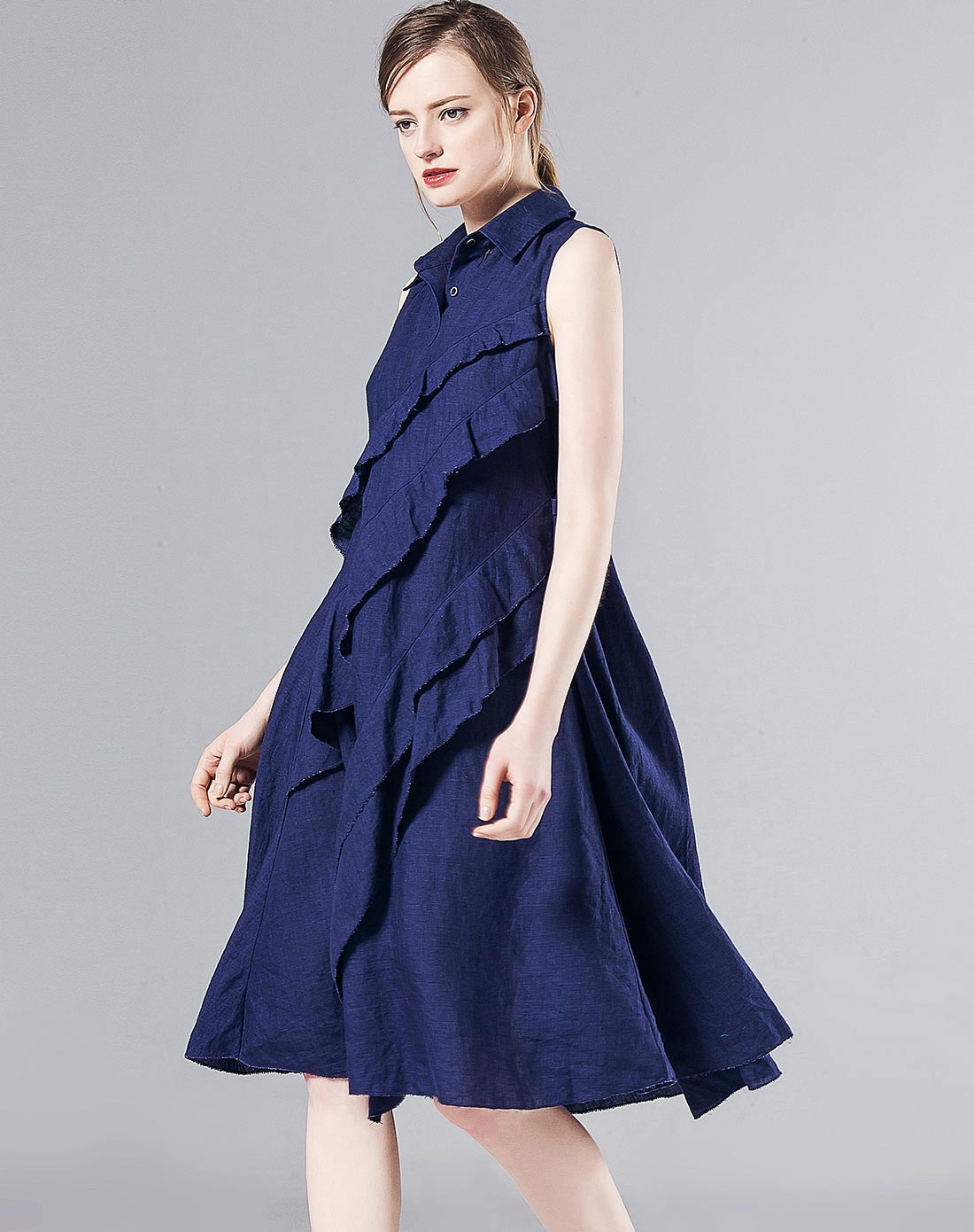 蓝色拼接复古亚麻连衣裙