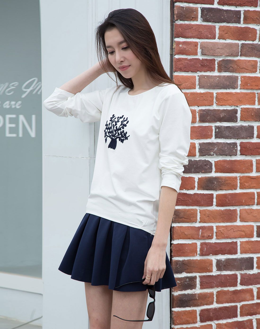 蓝色天空mbsky女装专场 白色 女款时尚圆领长袖t恤