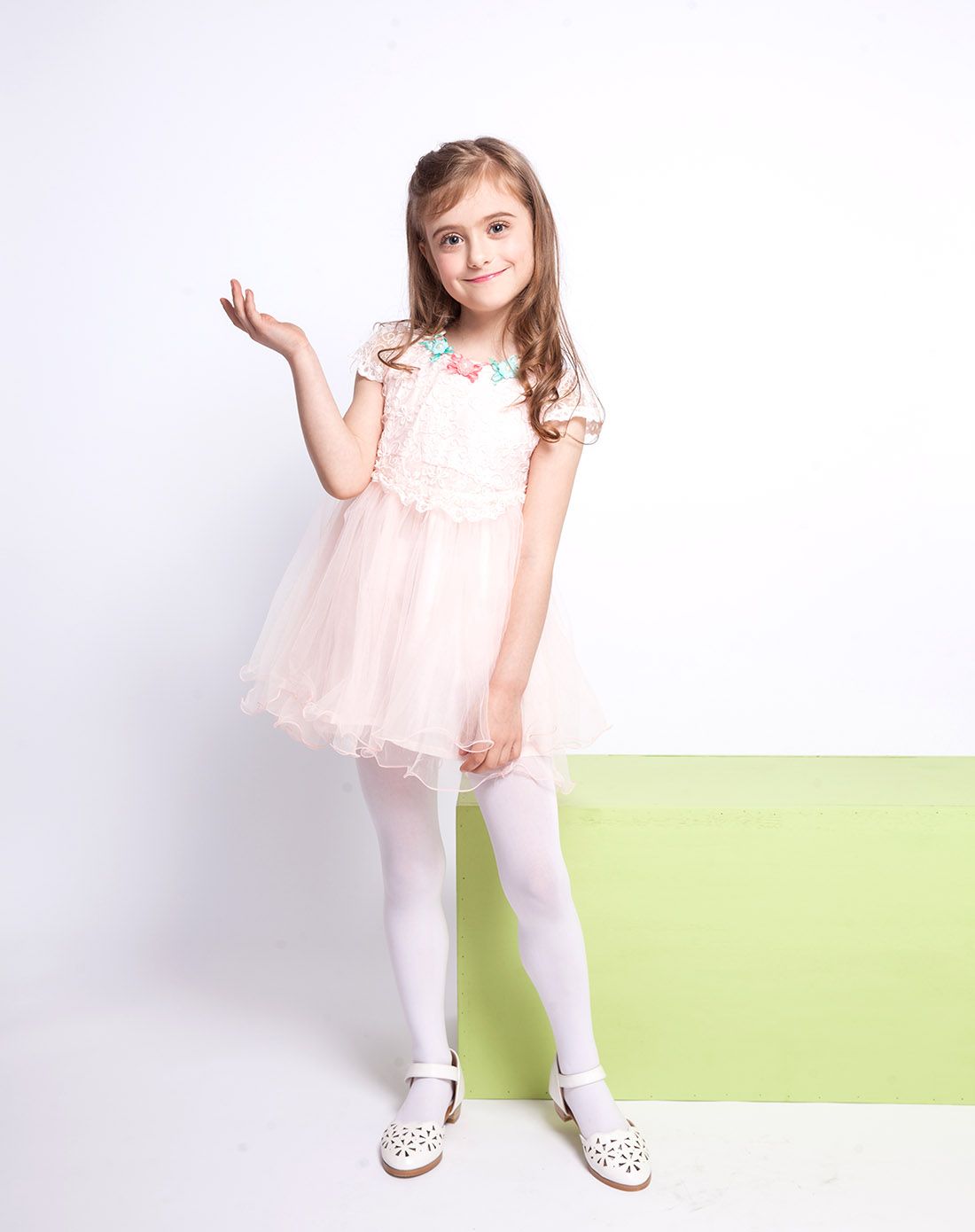 史努比儿童白色天鹅绒舞蹈裤袜