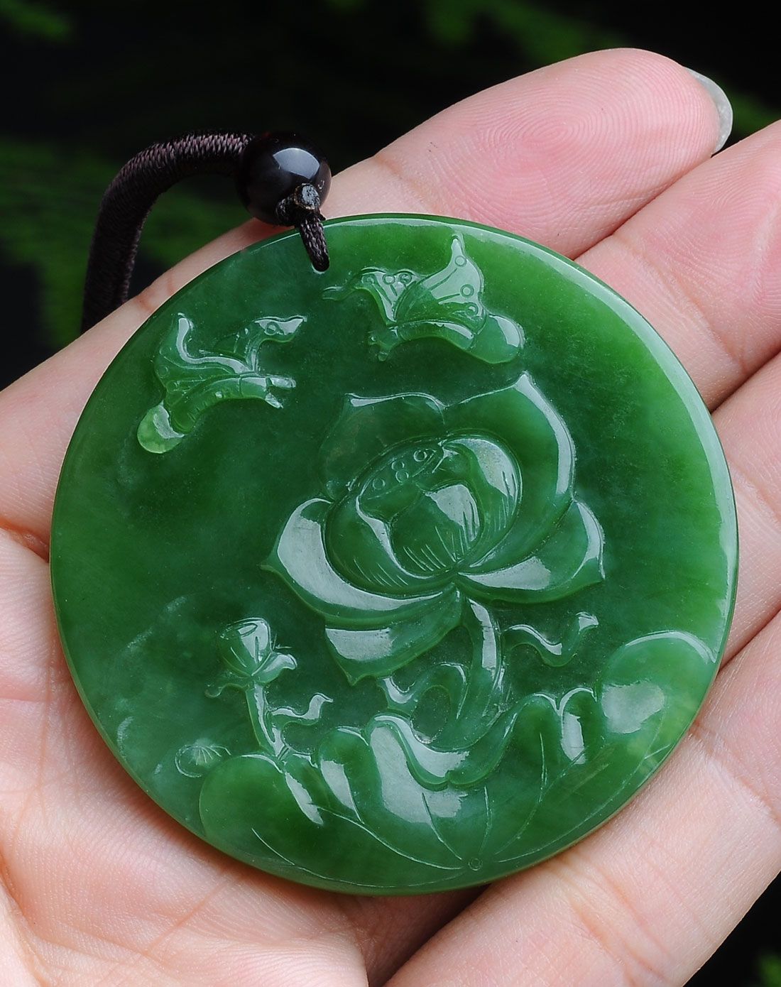 天然和田碧玉圆形花开富贵吊坠玉佩(附证书)