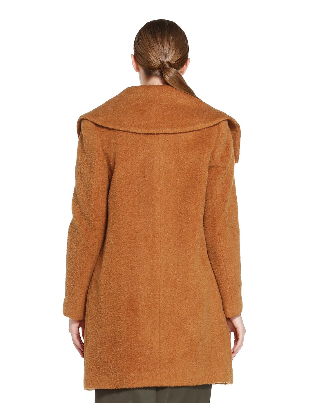 暗橘色俏丽百搭长袖大衣