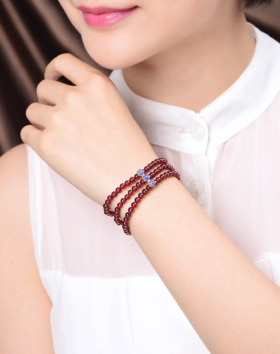 酒红色石榴石加花式三圈手排附证书