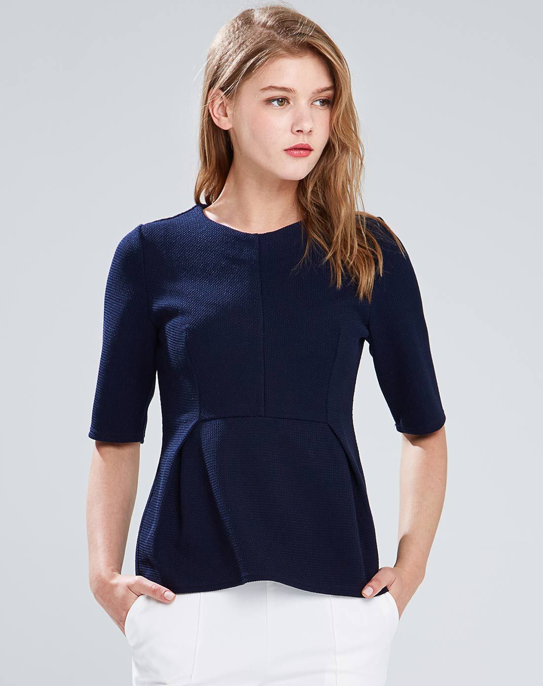 深藏蓝纯色高腰修身五分袖上衣