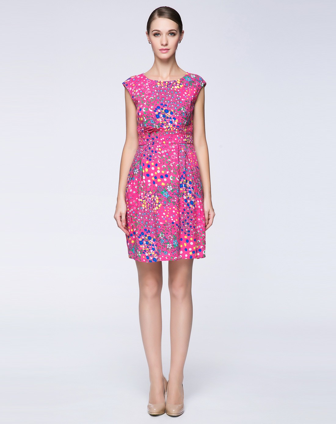 女红绿花圆点梭织连衣裙