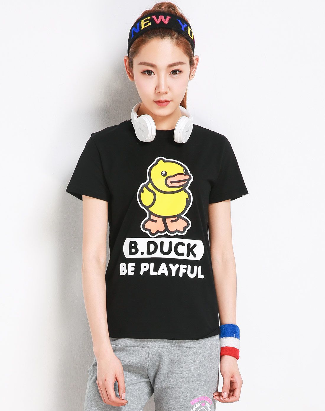 duck香港潮牌服饰专场趣味印花 女款黑色短袖t恤 运动舒适bde606215fd