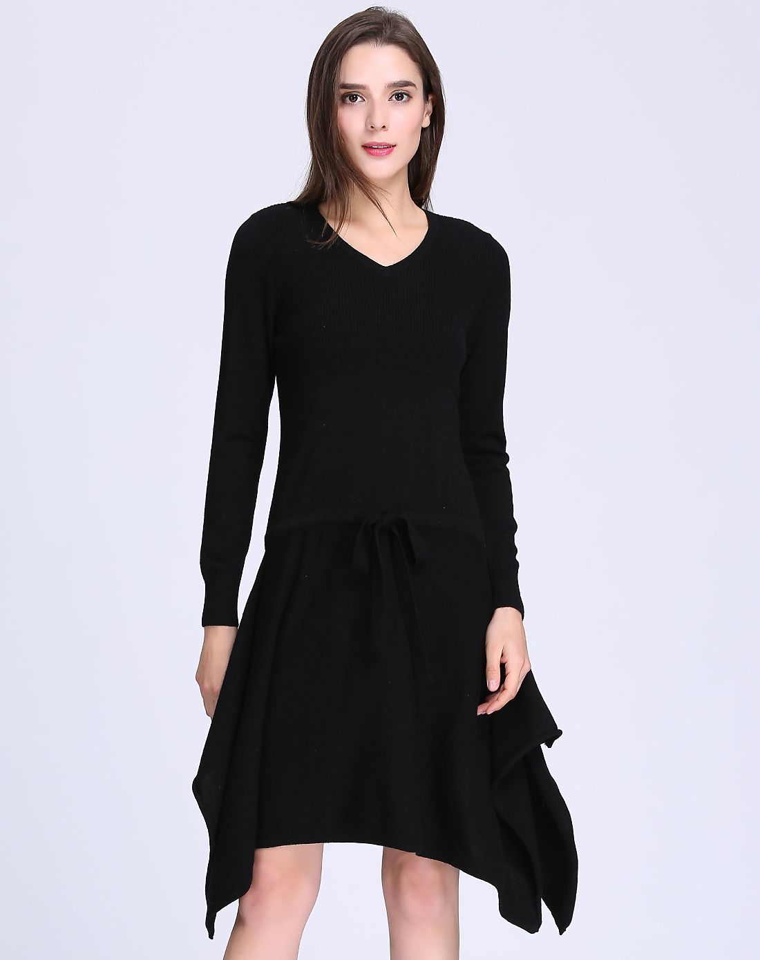 超细美丽诺羊毛黑色时尚鸡心领连衣裙