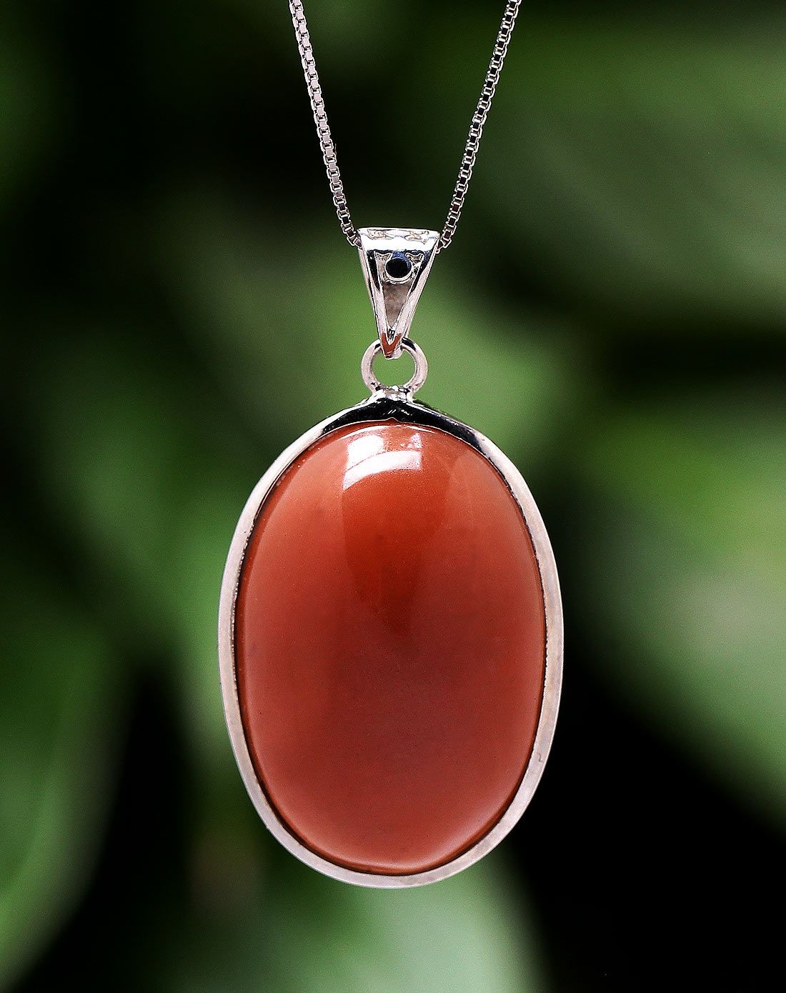 简约时尚吊坠石英岩质玉(附证书)