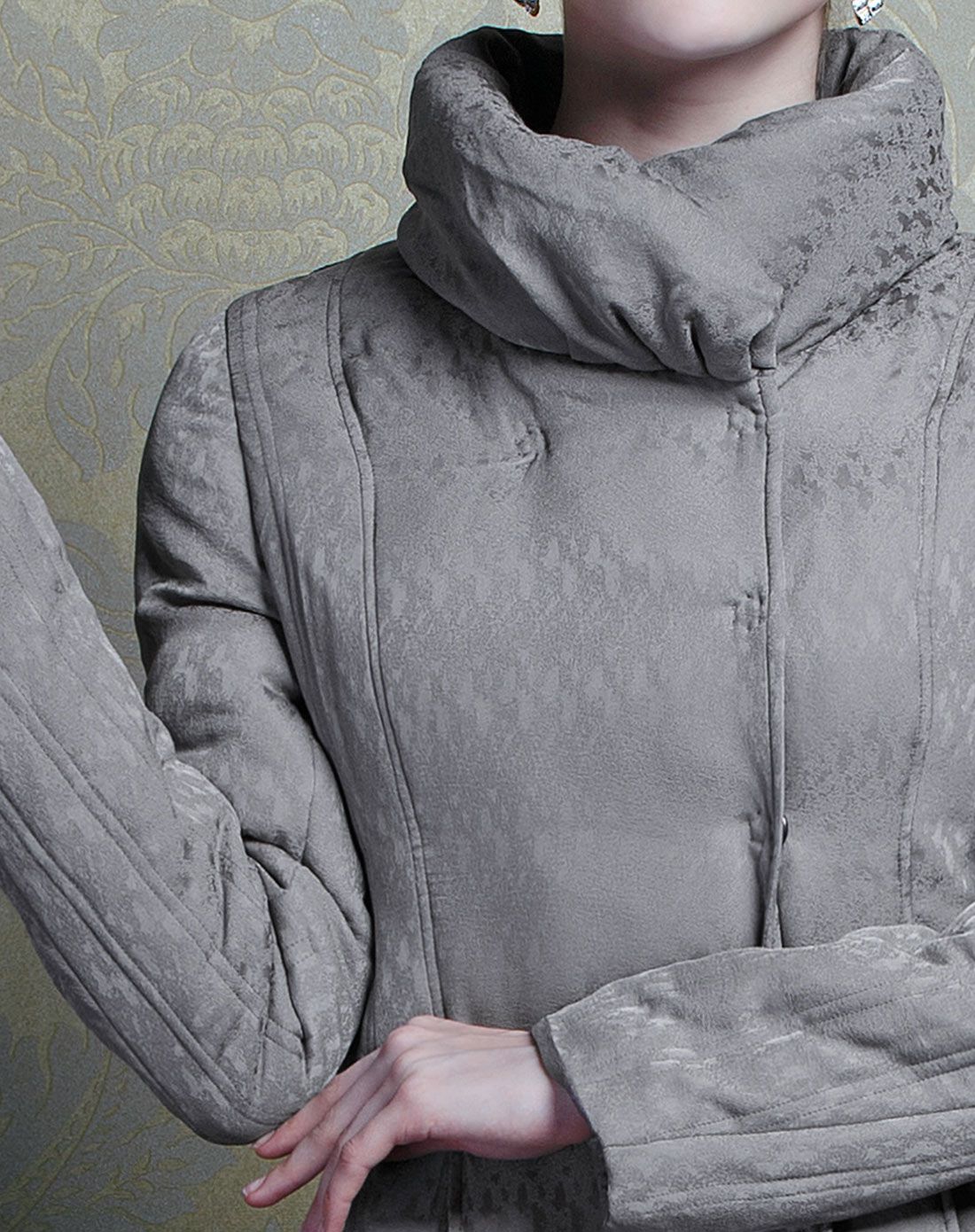 灰色保暖优雅长款长袖桑蚕丝棉衣