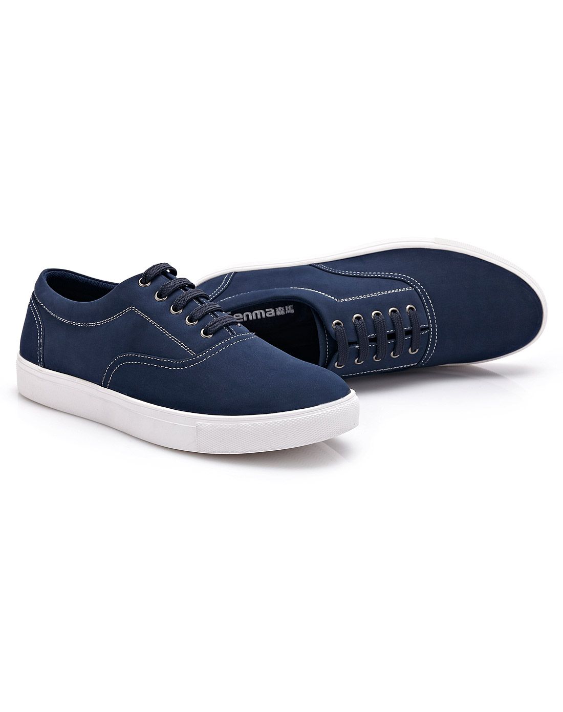 男款蓝色时尚休闲鞋