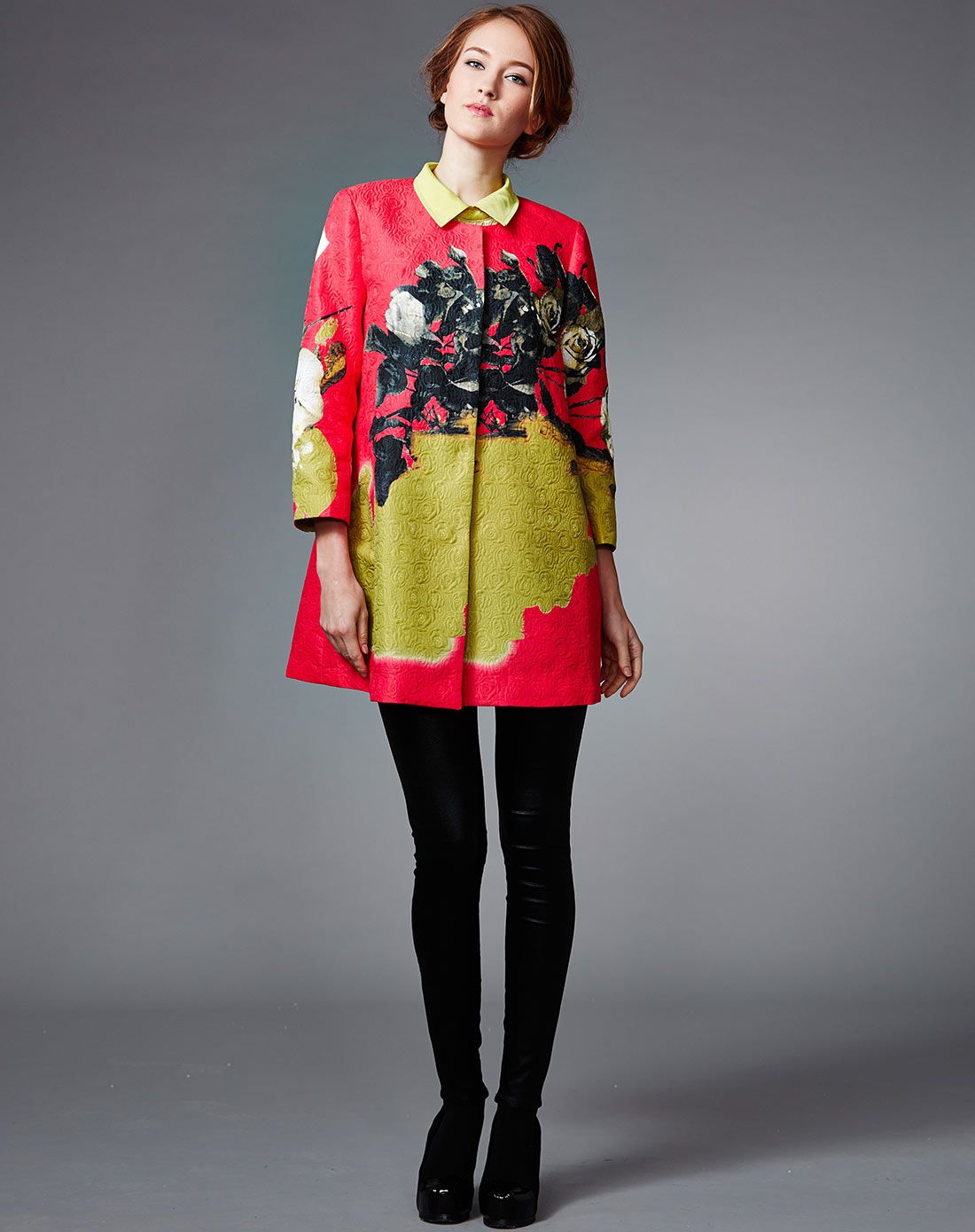 玫红色欧美时尚复古印花外套