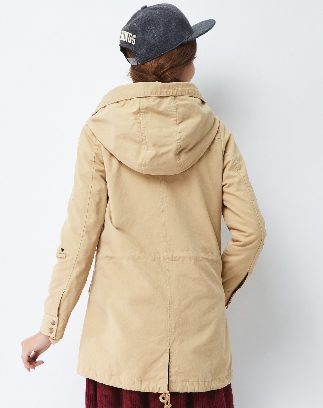 女款卡其素色连帽水洗棉质外套