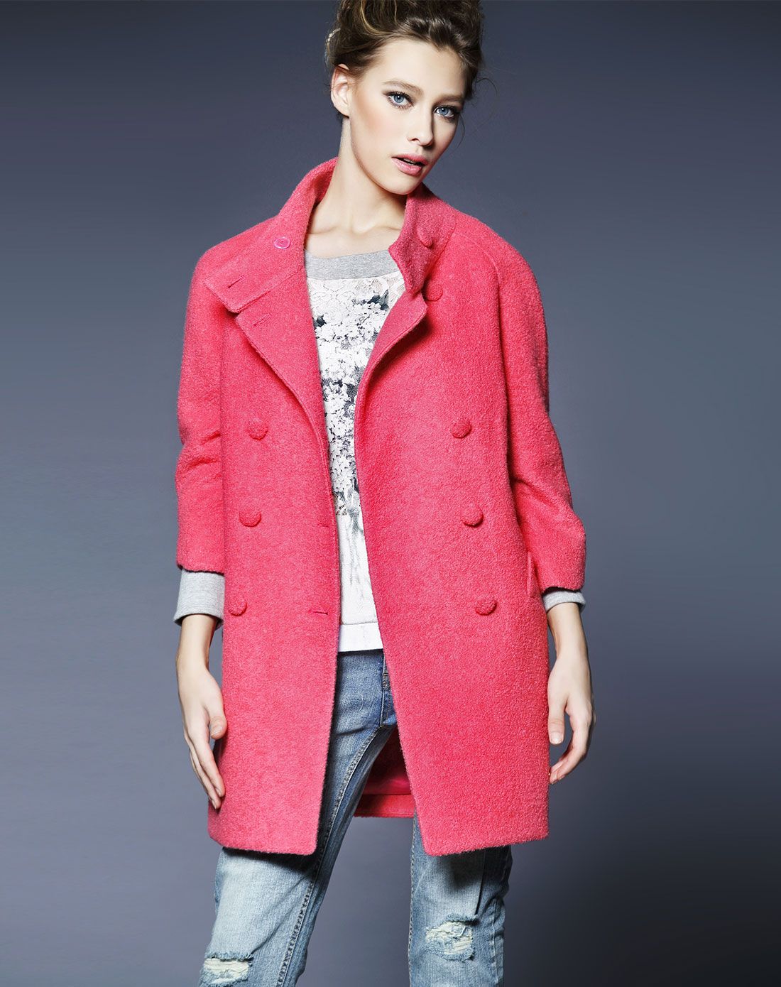 桃红色时髦大方九分袖大衣