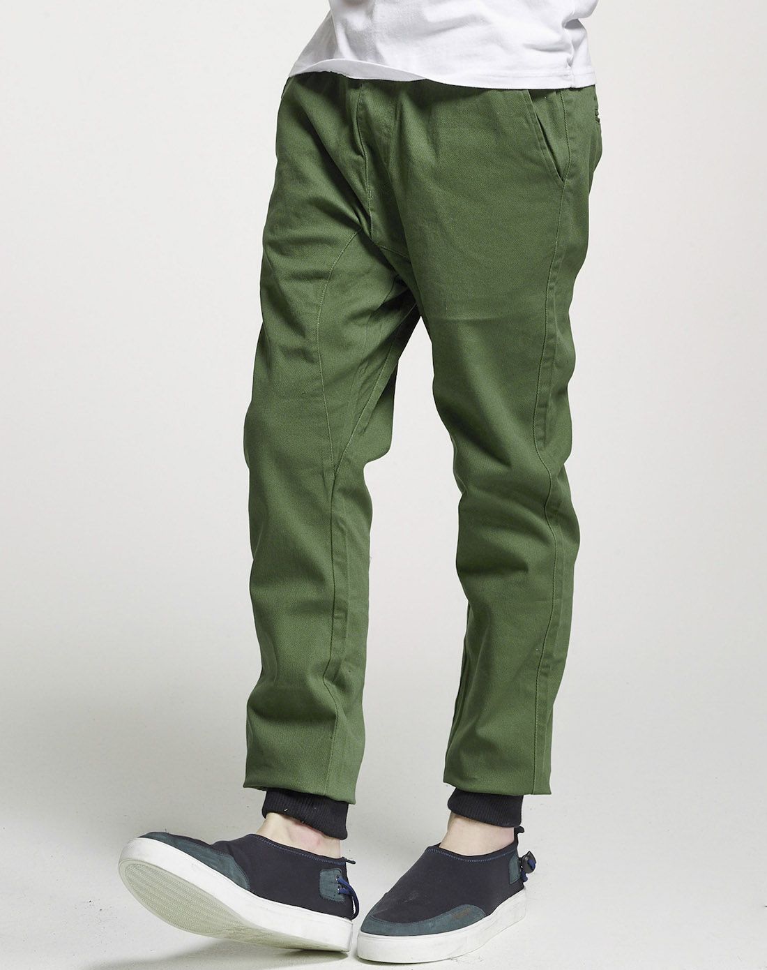 橄榄绿 韩版小脚修身休闲裤