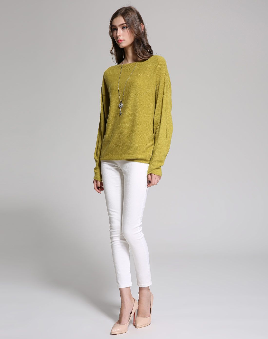 女款枯草绿蝙蝠袖纯羊绒衫