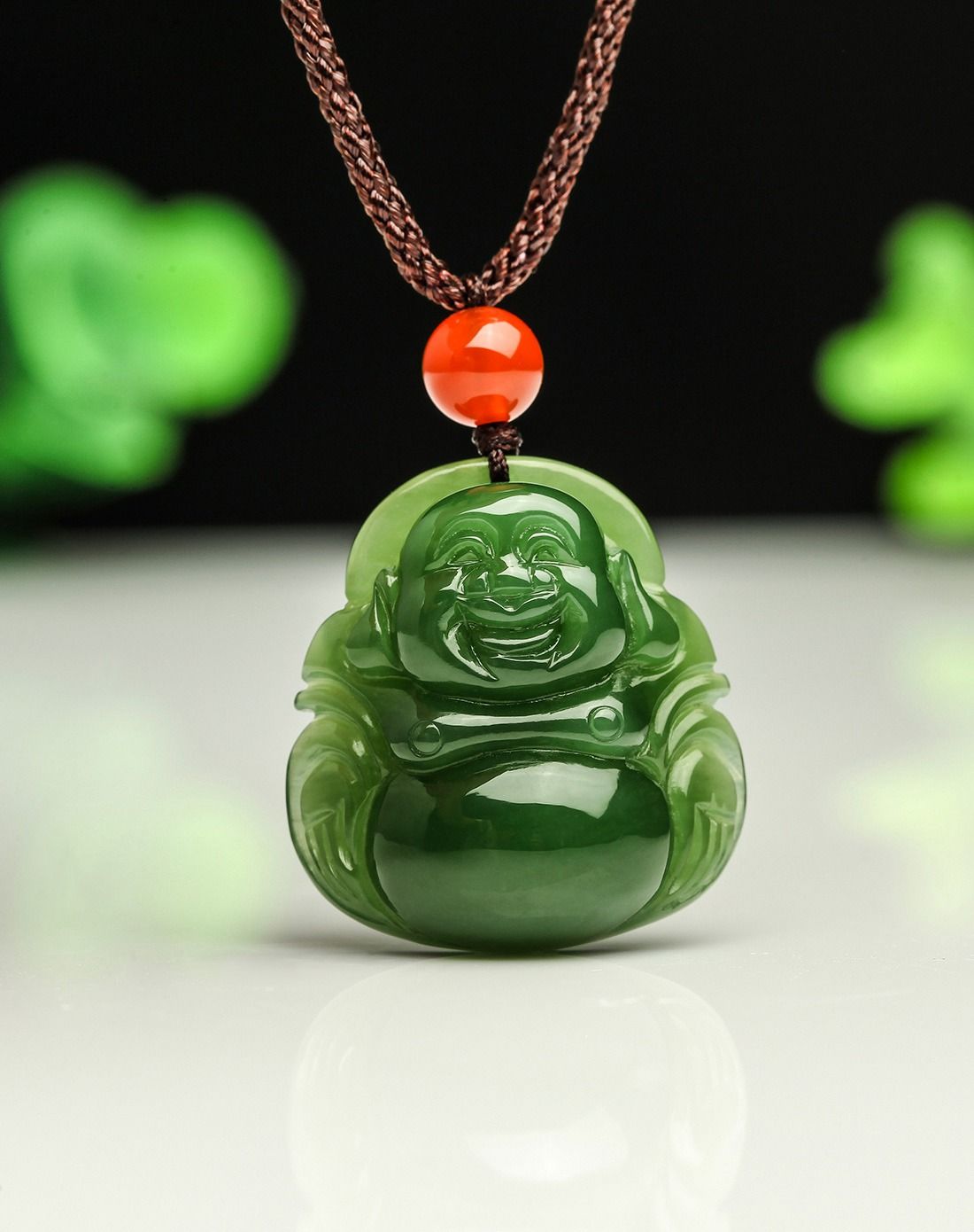 东方翡翠珠宝专场油润菠菜绿佛公天然无黑点碧玉挂件(附鉴定证书)df