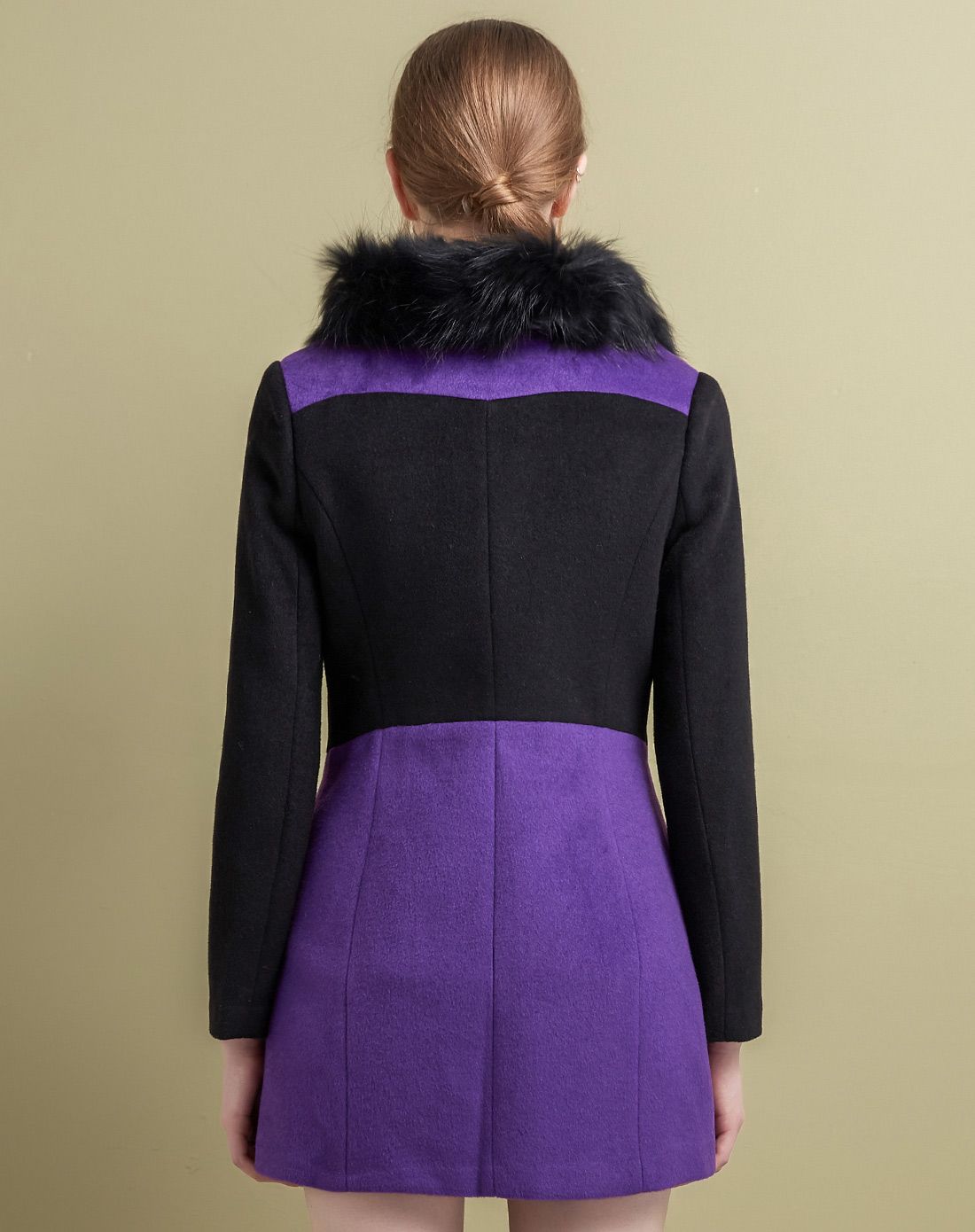 紫黑拼接双排扣毛呢外套