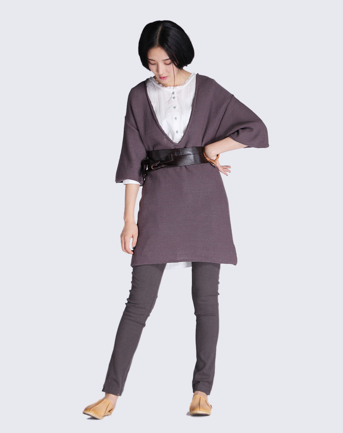 冷咖色纯色套头宽松v领毛针织衫