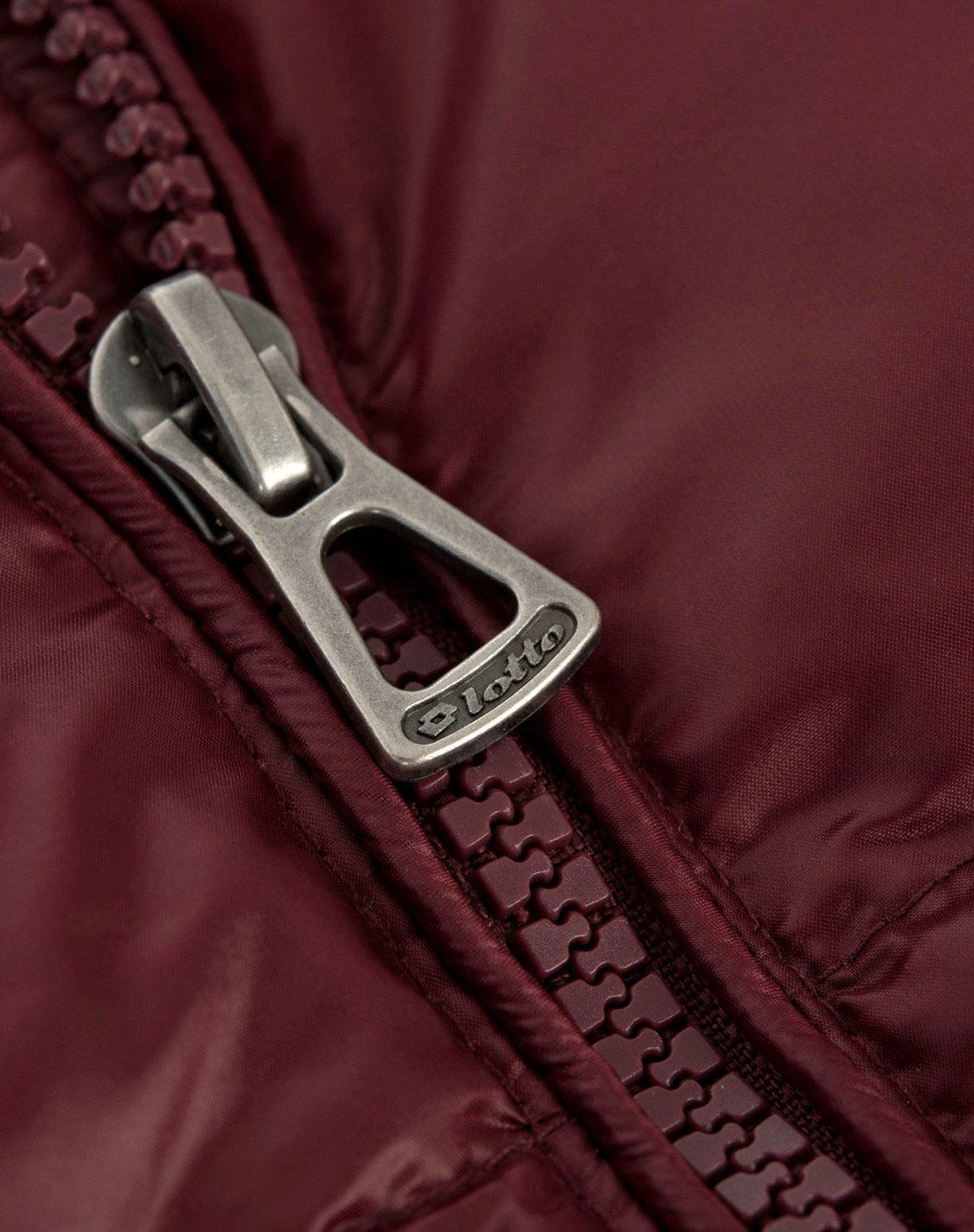 女款酒红紫短羽绒服