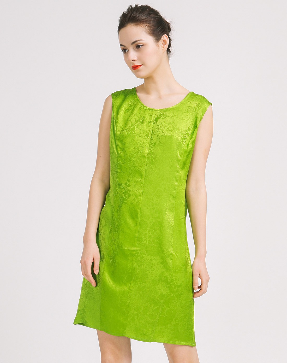 voa维欧艾丝绸翠绿色圆领无袖桑蚕丝夏基础短款迷你提花真丝连衣裙