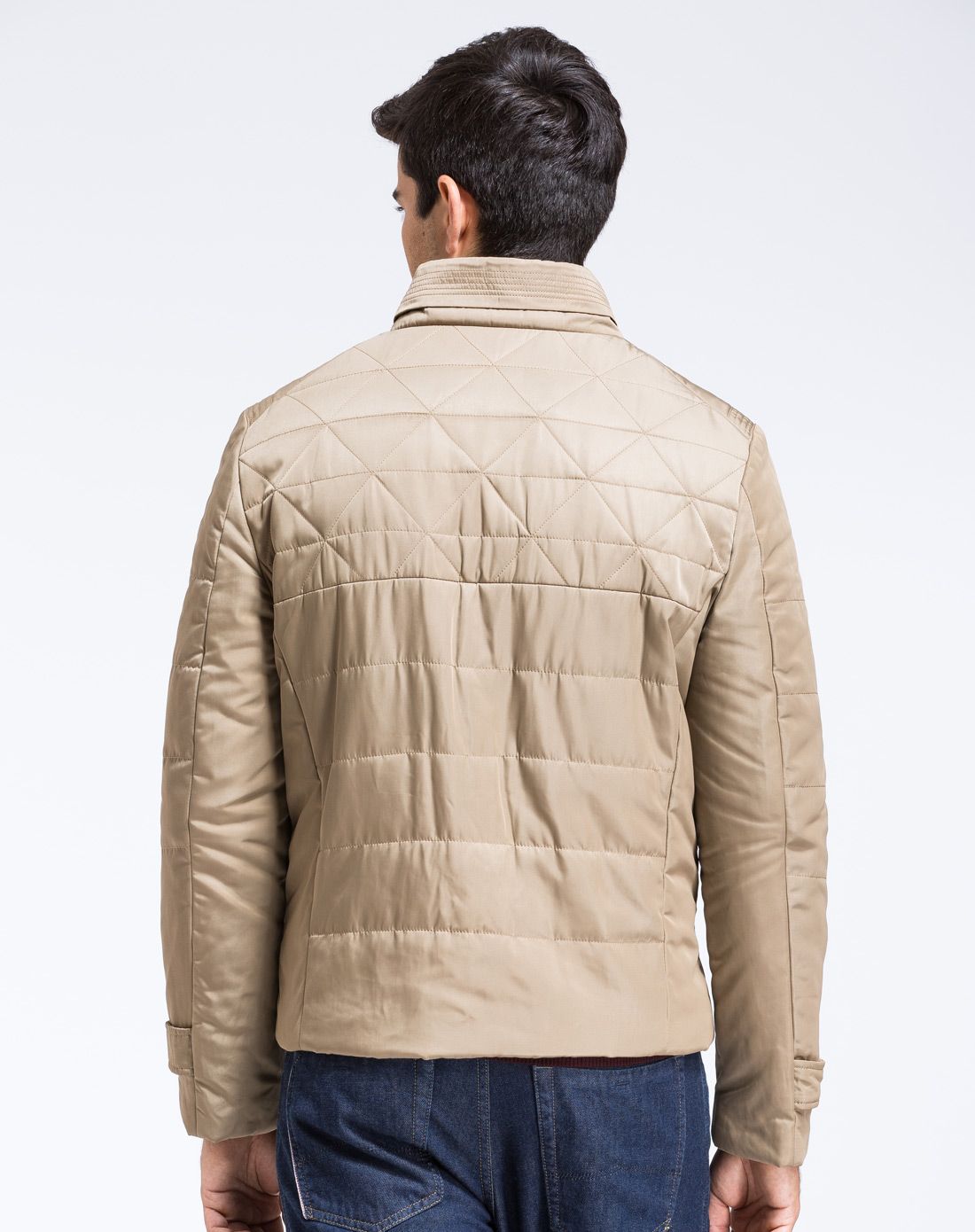 男装深卡其棉服