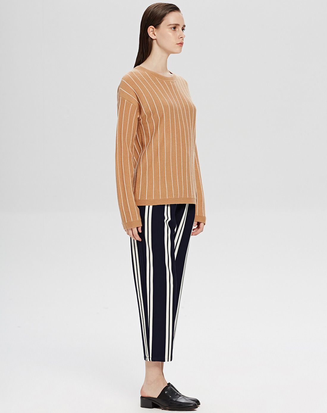 谷子corn女装专场 米色条纹中性羊绒衫