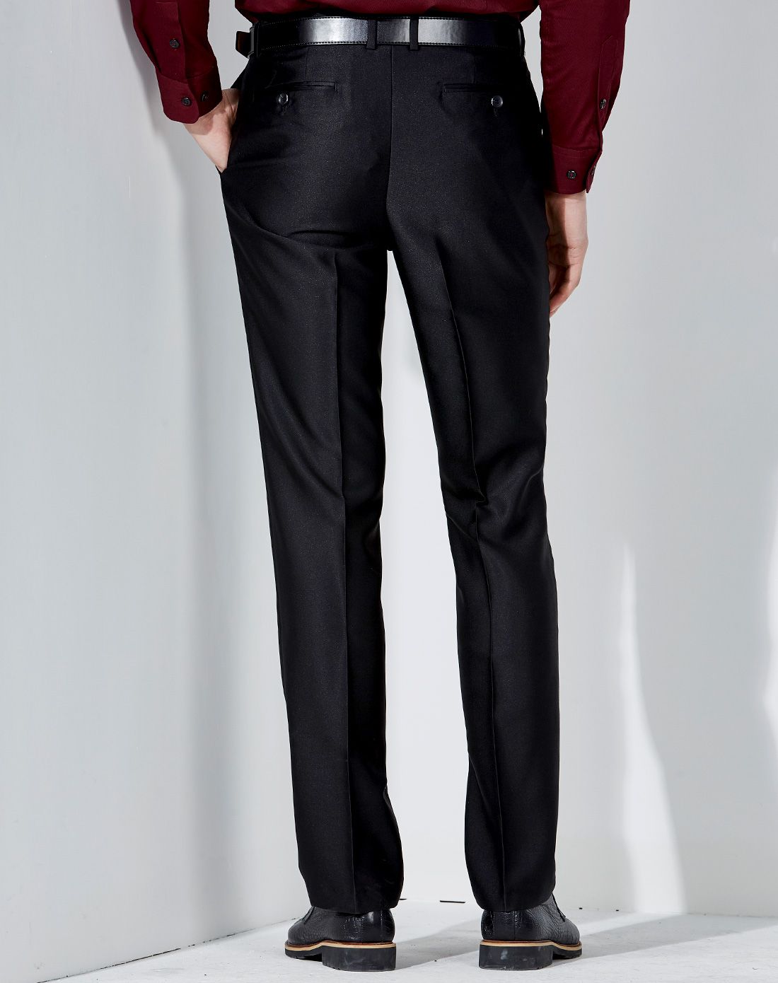 黑色亮面百搭长西裤