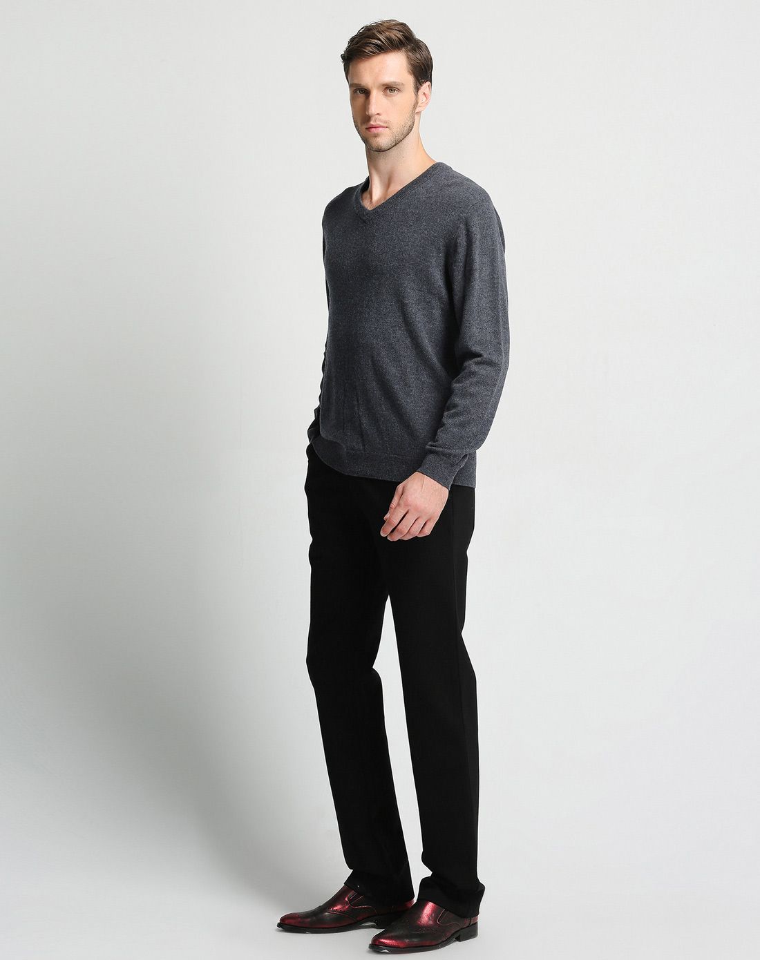 男士灰色v领百搭羊毛衫