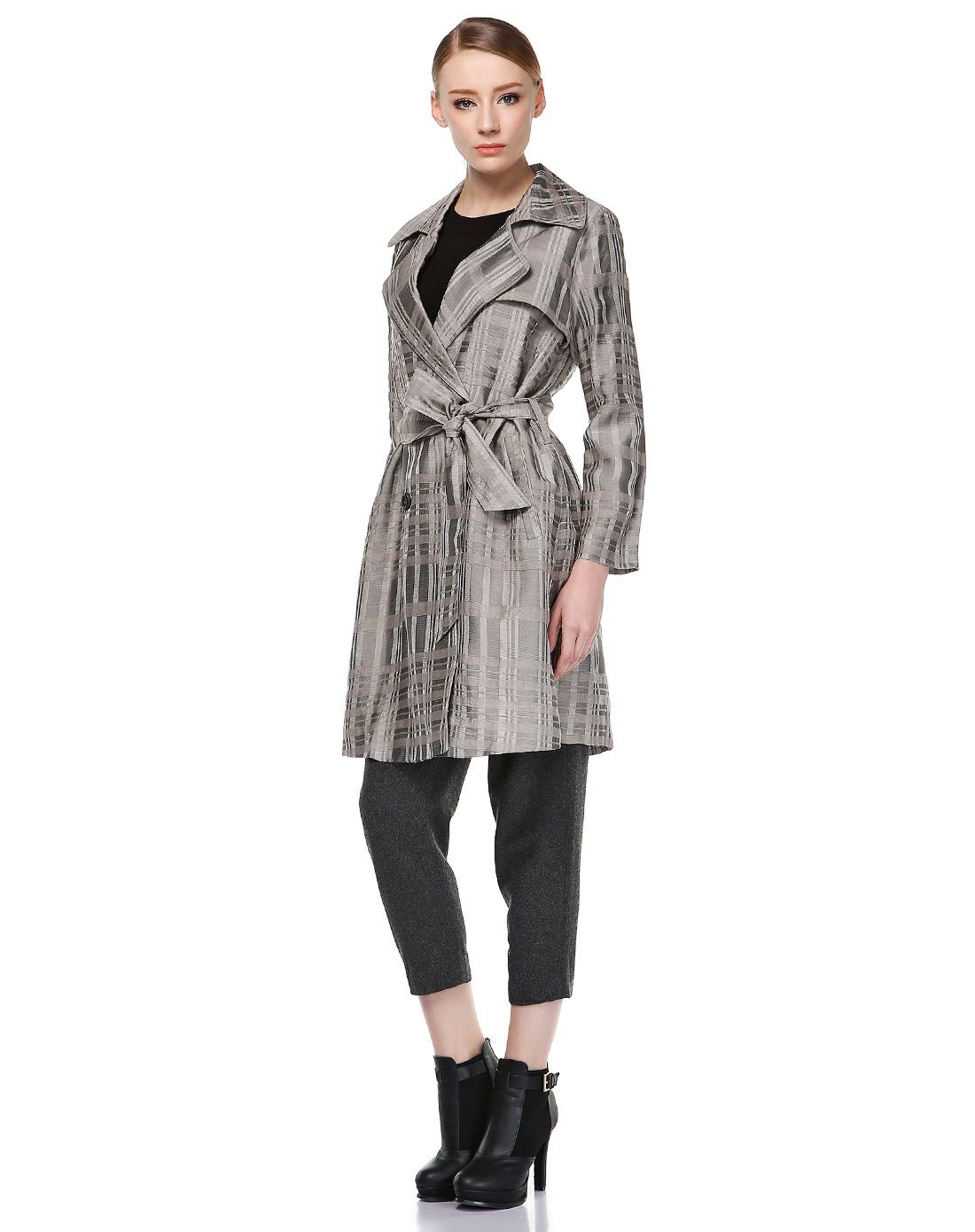 灰/卡其灰色翻领双排扣长袖风衣