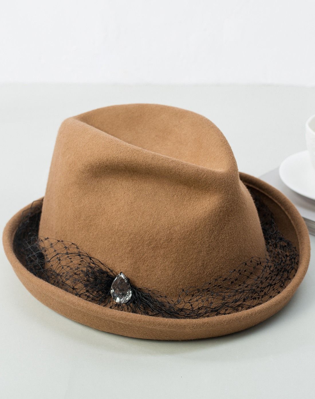 驼色英伦复古遮阳毡帽子羊毛礼帽毛呢盆帽