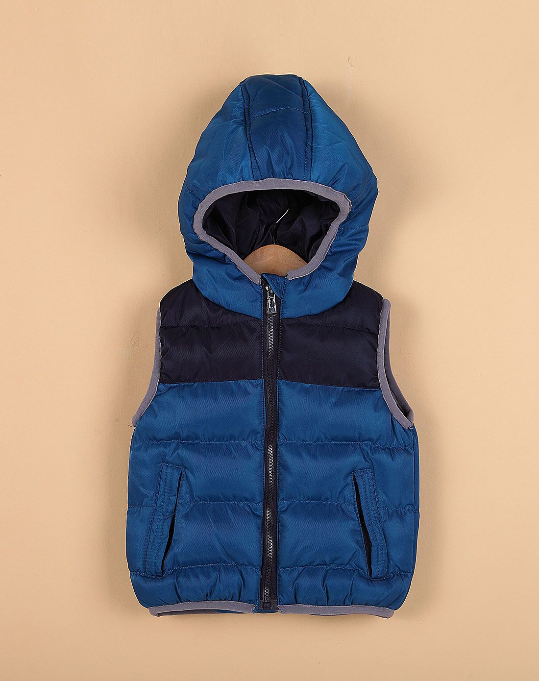 男童蓝色马甲保暖防风带帽外套
