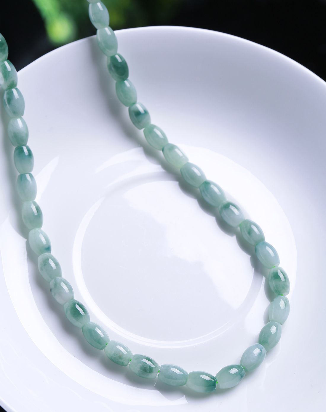 天然a货翡翠冰糯种飘蓝花米珠项链