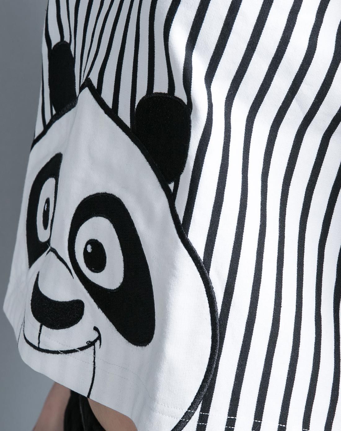 熊猫印花短款运动透视短袖t恤