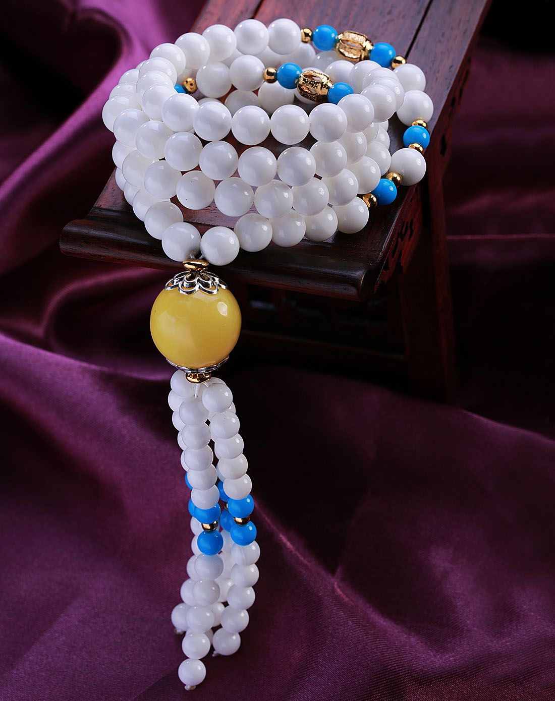 天然砗磲长款圆坠项链 白配浅蓝