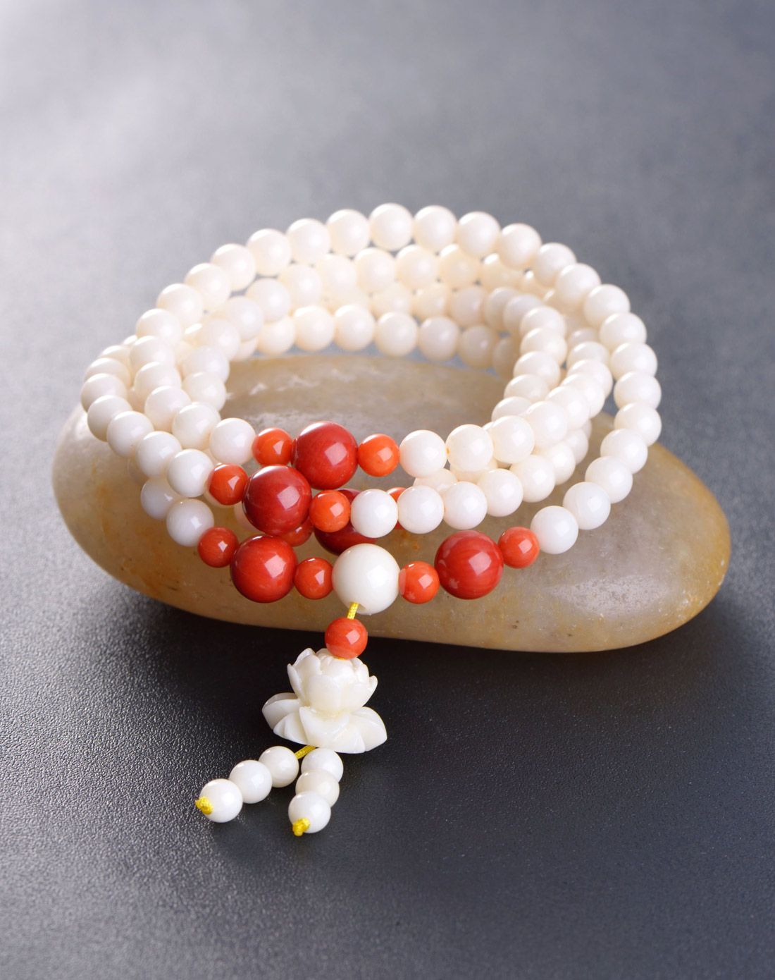 宝菲尔 出水芙蓉 天然白珊瑚手链附证书