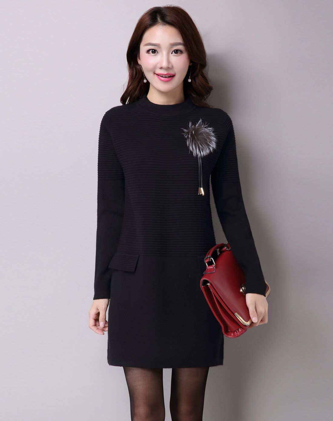 丝柏舍女装移动端专场女黑色圆领纯色显瘦针织连衣裙054097a10_唯品会